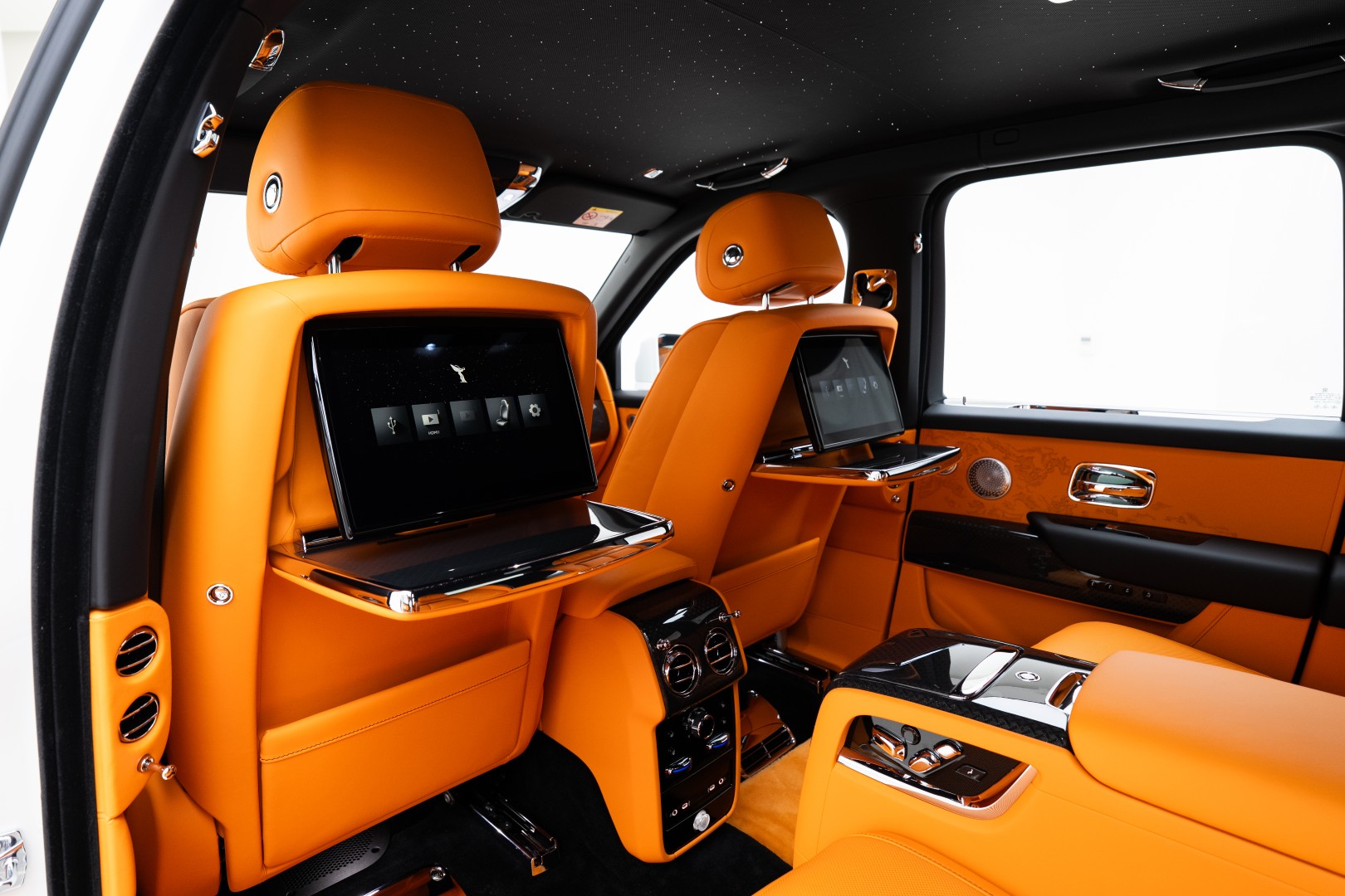 2026 ROLLS ROYCE CULLINAN BLACK BADGE GCC | DEALER WARRANTY & SERVICES